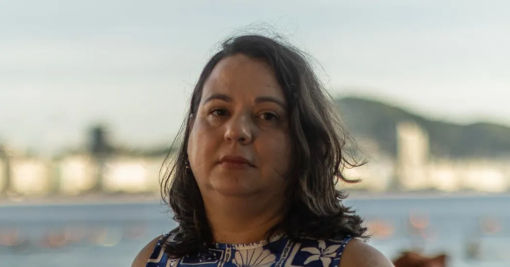 او ماهی هایی را ردیابی کرد که جوامع ساحلی به آنها وابسته هستند. سپس او از NOAA اخراج شد.