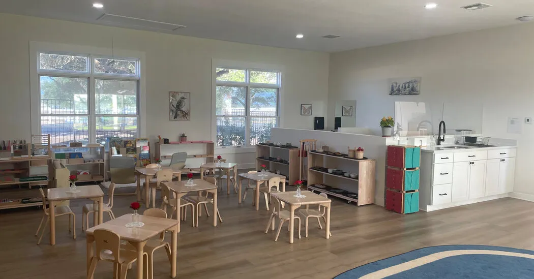 تخت خواب و کراکر گراهام در برنامه مراقبت از کودک ایلان ماسک