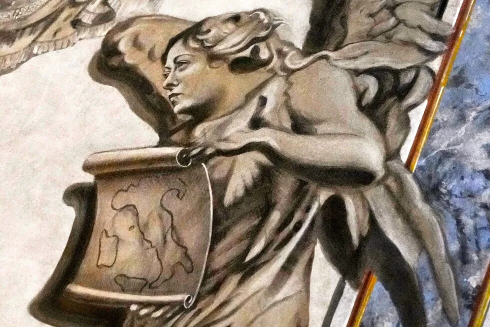 کلیسا و ایالت در ایتالیا در حال بررسی ظاهر یک کروبی شبیه ملونی هستند