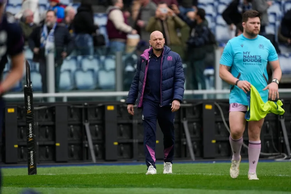 تاونسند، سرمربی اسکاتلند، علیرغم ناکامی اخیر شش ملت، سرپیچی کرد