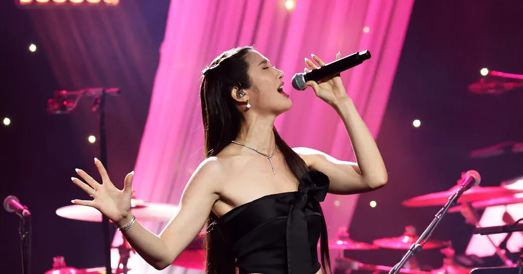 Ejae, Sombr: 9 آهنگی که این هفته درباره آن صحبت می کنیم